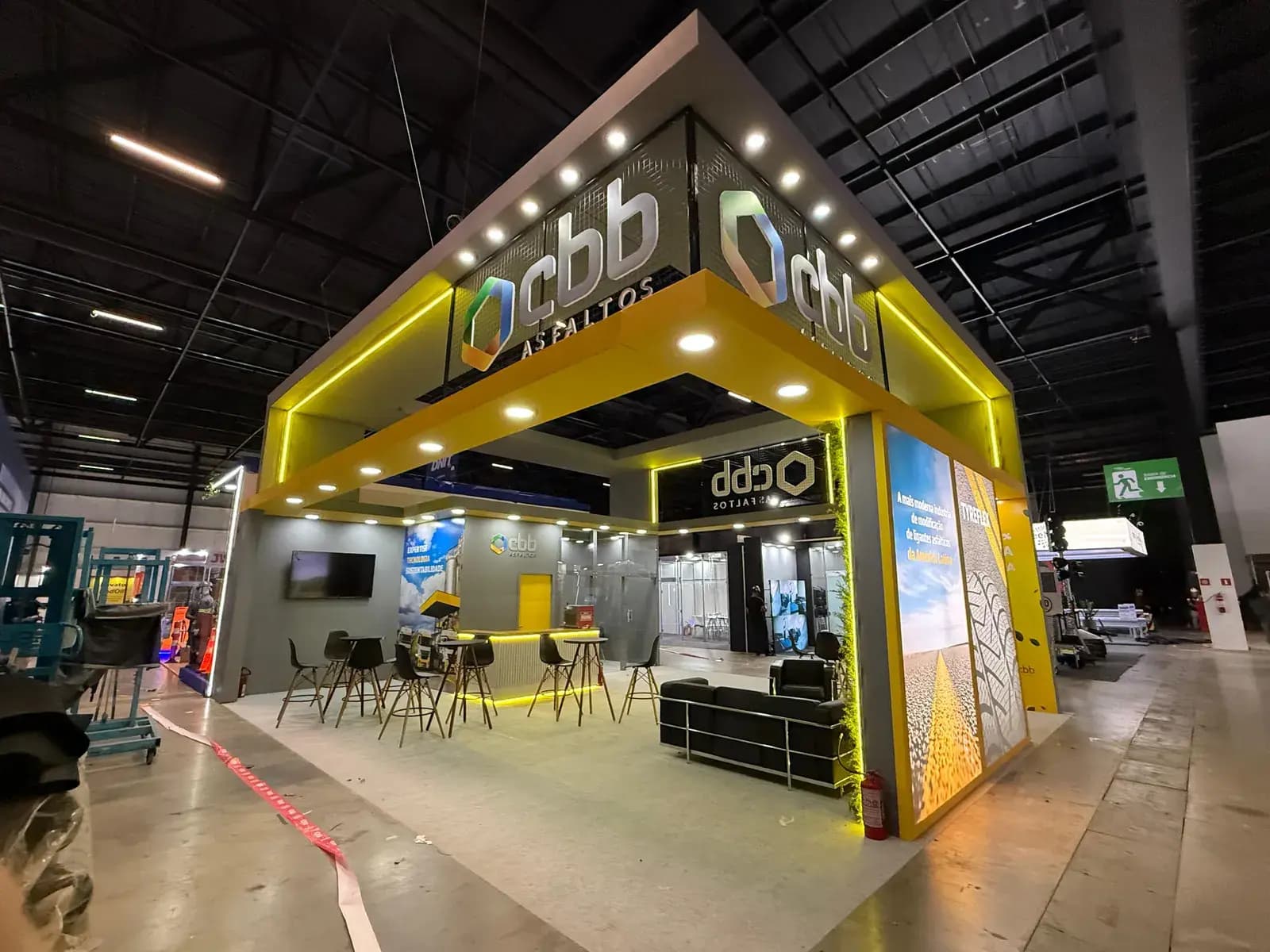 Stand personalizado CBB
