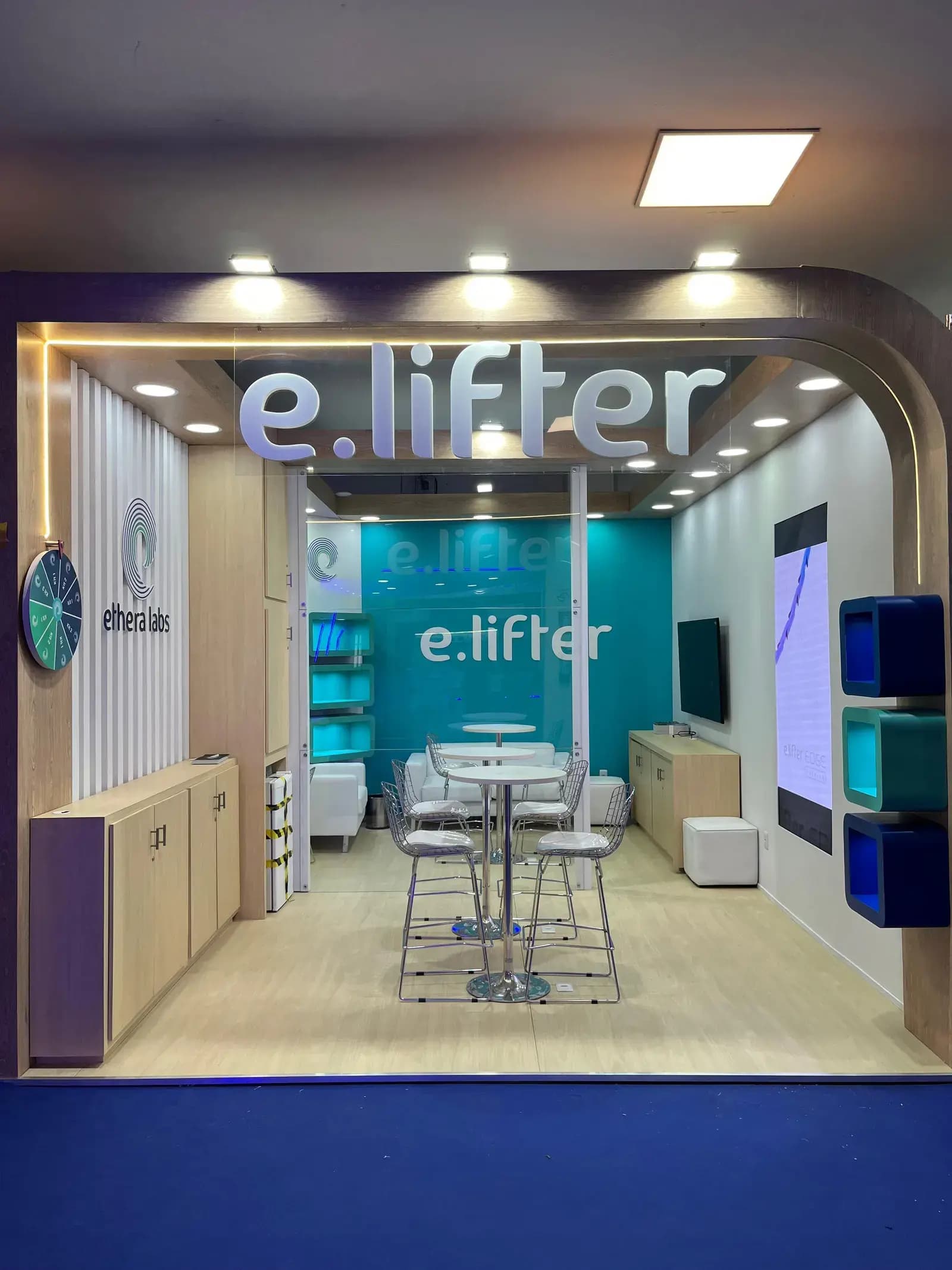 Stand personalizado Ethera