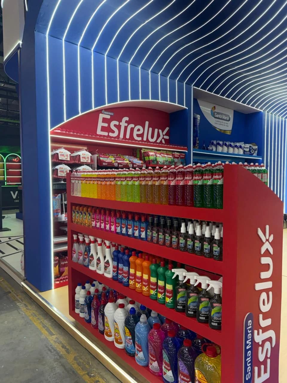 Stand Santa Maria — exposição Esfrelux
